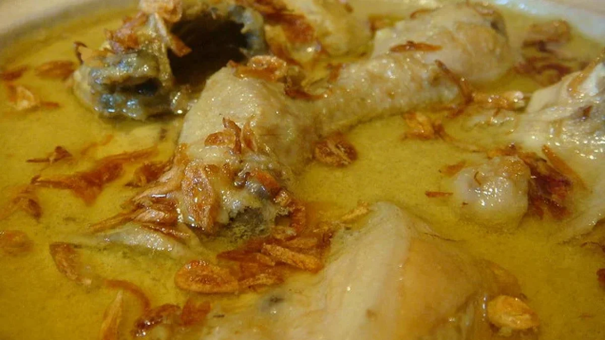 Resep Opor Ayam Bumbu Kuning dan Sambal Goreng Ati Lezat, Hidangan Khas Lebaran