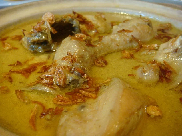 Resep Opor Ayam Bumbu Kuning dan Sambal Goreng Ati Lezat, Hidangan Khas Lebaran