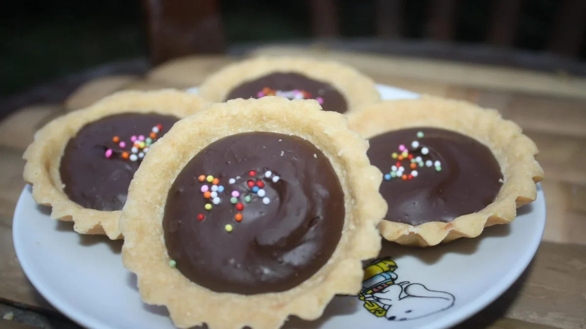 Cara Membuat Kue Pai Susu Cokelat