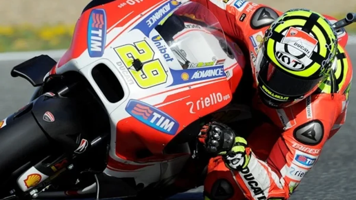 Jelang MotoGP Mugello 2016, Ducati Pilih Dovi Dibandingkan Iannone!