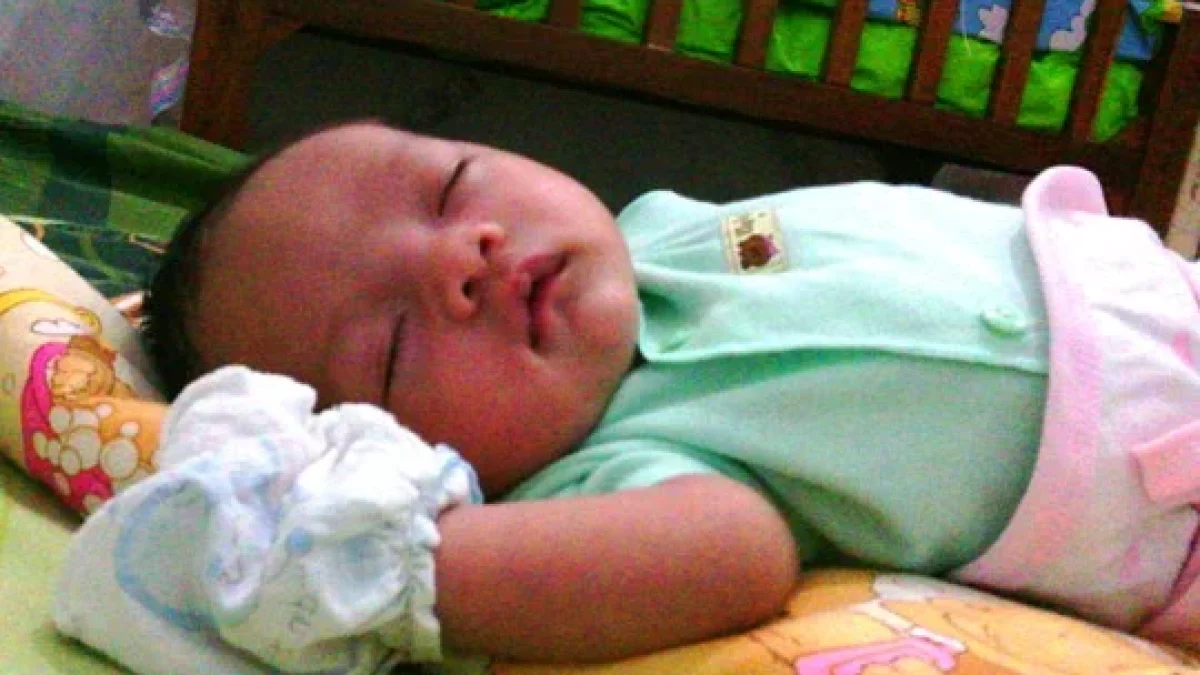 Tips Agar Bayi Bisa Tidur Pulas Semalaman