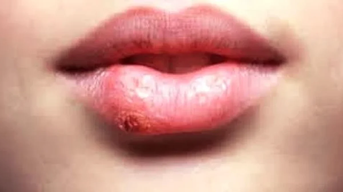 Ternyata Inilah Alasan Kenapa Tidak Boleh Berbagi Lipstik