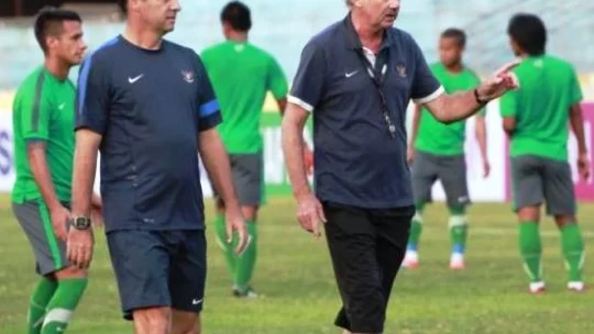Pelatih Alfred Riedl Minta Empat  Laga Ujicoba Lagi Untuk Timnas Indonesia