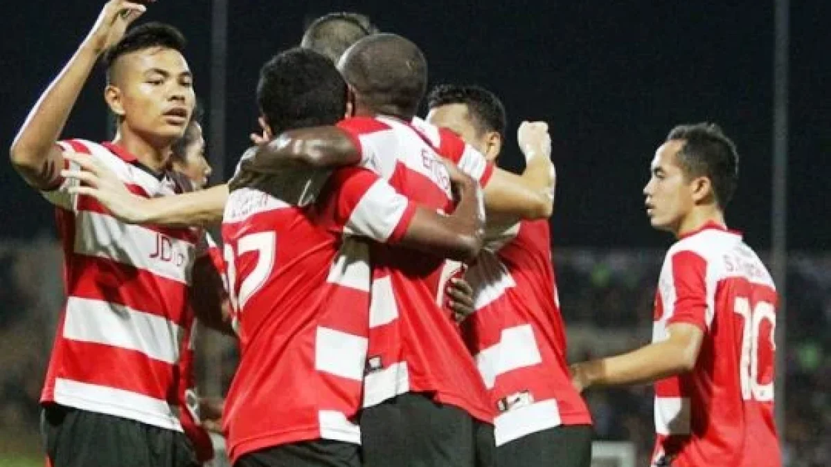 Prediksi Madura United vs PS TNI ISC/TSC Jumat 09/09/2016 Live di SCTV