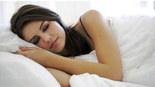 20 Bahaya Tidur Ketika Memakai Bra