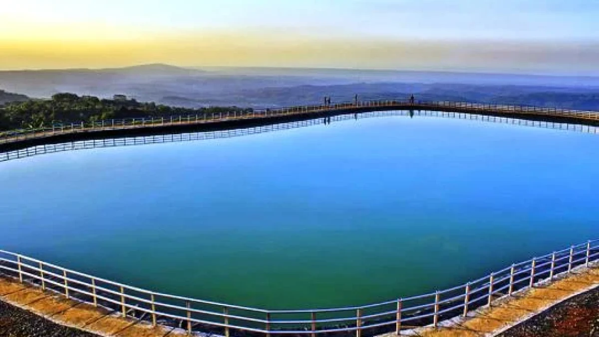 Tempat Wisata di Jogja: Embung Nglanggeran, Wisata Air di Atas Puncak Gunung kidul Asik untuk Foto Selfie