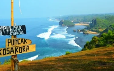 Puncak Kosakora Pantai Drini Tempat Wisata di Jogja yang Hits untuk Selfie