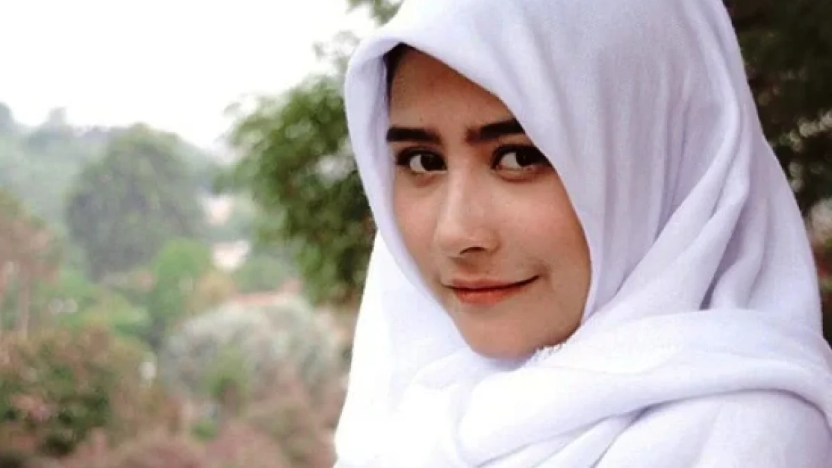 SCTV Awards 2016 : Duet Paramitha Rusady Dengan Prilly Latuconsina