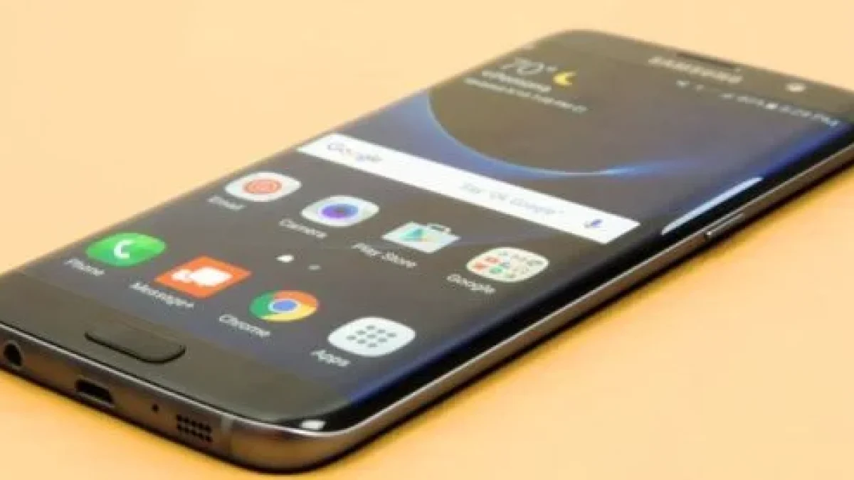 Harga Samsung Galaxy S7 EDGE November 2016 Baru dan Bekas Spesifikasi Android Marshmallow RAM 4 GB RAM