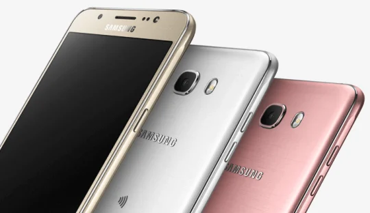 Harga Samsung Galaxy J7  Baru dan Bekas November 2016, Spesifikasi Layar 5.5 inchi resolusi 1080 x 1920 piksel HP video dan Main Game