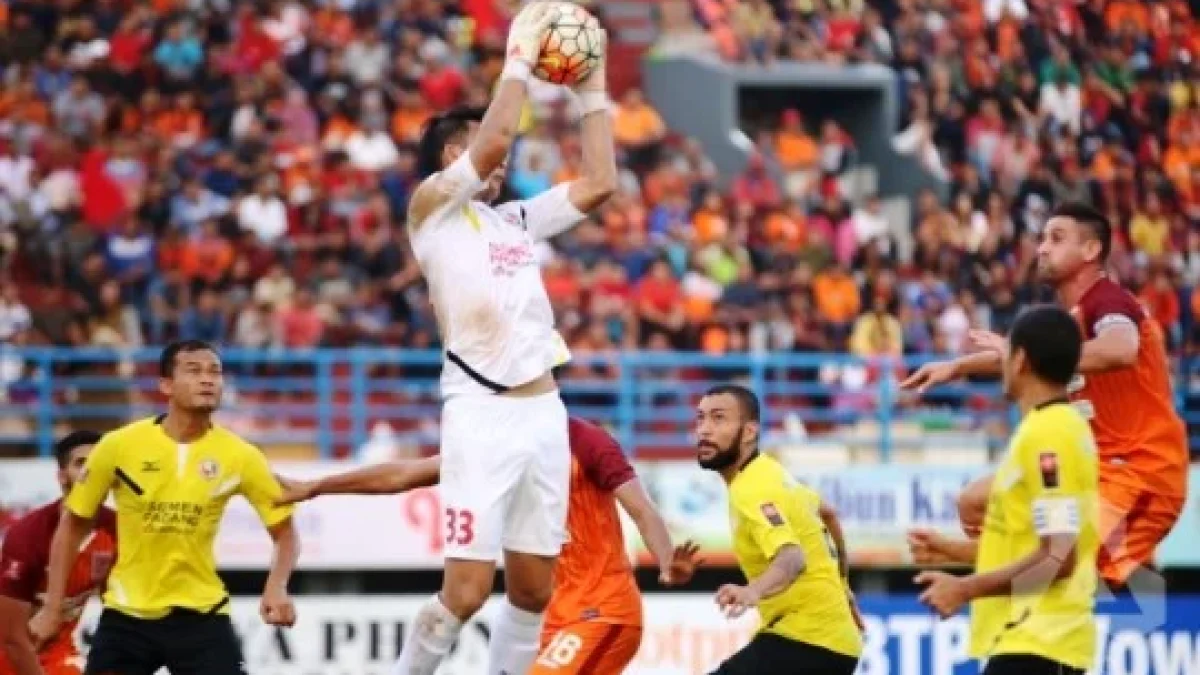 PREDIKSI Semen Padang vs PBFC Live Di Indosiar, Jadwal ISC/TSC 11 November 2016
