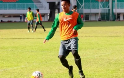 Piala AFF 2016 : Partai Final Timnas Indonesia Akan Tampil Dengan Pemain Serba Bisa Manahati Lestusen.