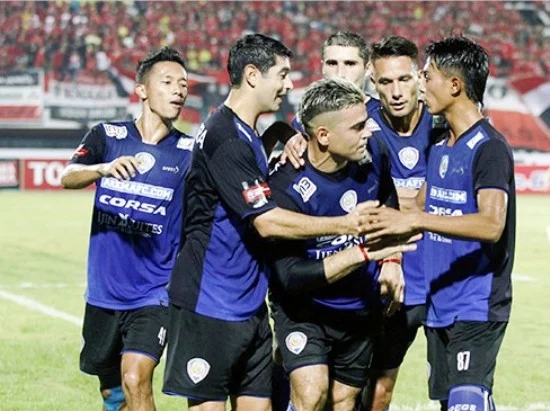 HASIL Arema Cronus vs Sriwijaya FC Hari Ini, Skor Akhir 3-2 ISC/TSC Pekan Ke-32 (8/12/16) : Singo Edan Sapu Bersih Di Laga Kandang