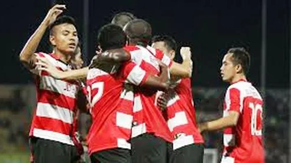 HASIL Madura United vs Perseru Serui Hari Ini, Skor Akhir 7-1 ISC A Pekan Ke-33 (10/12/16) : Sapeh Kerrab Rekor Bantai Cendrawasih Jingga Di Pamekasan