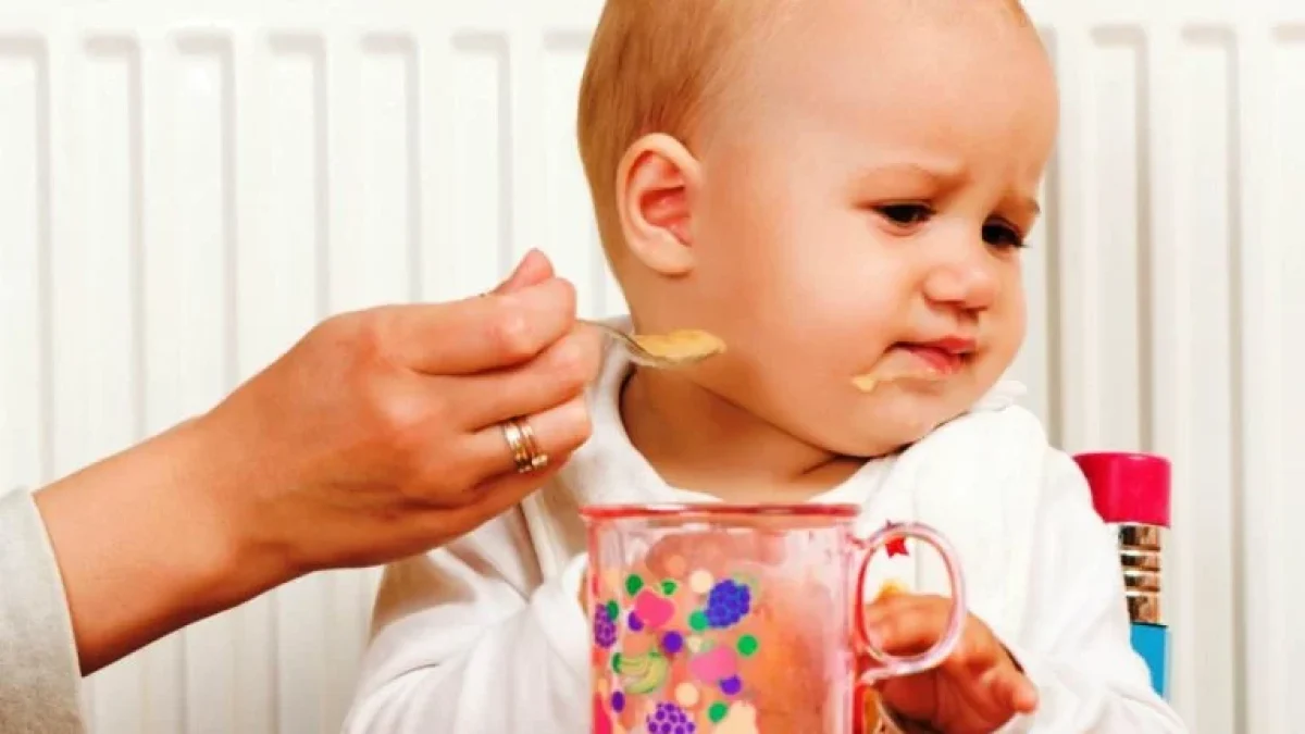Kiat-kiat Mengatasi Bayi Yang Sulit Makan