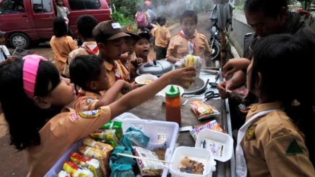 Cara Mengatasi Kebiasaan Jajan Si Anak