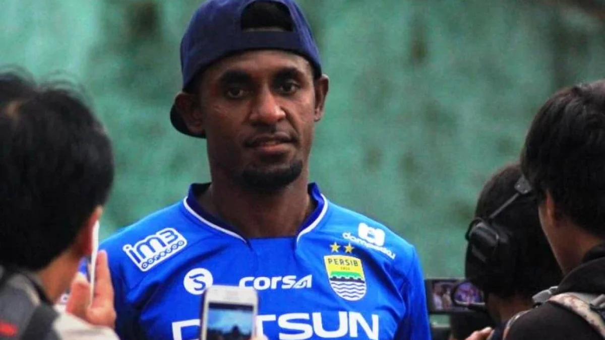 Yanto Rudolf Basna Center Back Arema FC Musim 2017 ?