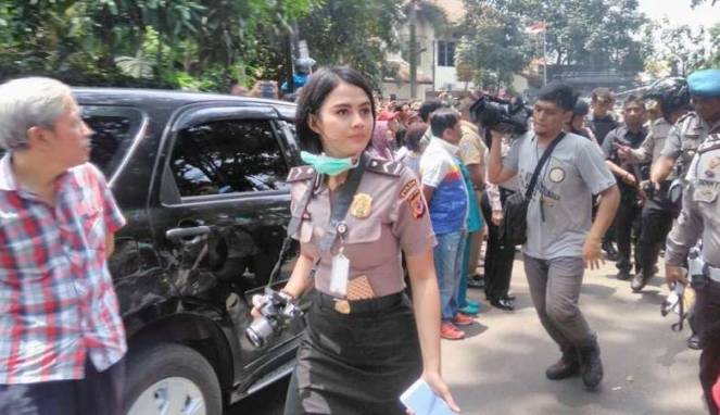 Polwan Cantik Ditengah Teror Bom Panci : Ini Dia Namanya 