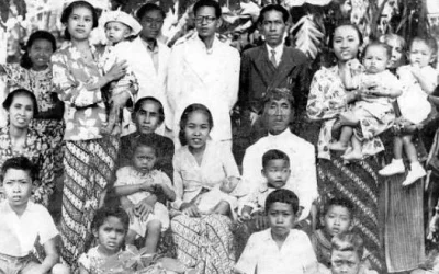 Mengungkap Misteri Trah Keluarga Jawa (Ningrat, Priyayi, Santri dan Wong Cilik), Masuk Manakah Anda ?