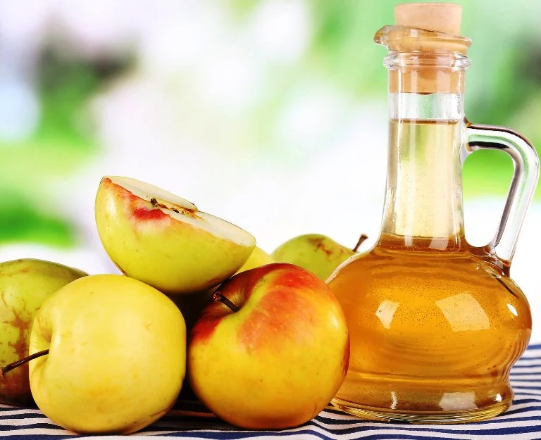 7 Manfaat Cuka Apel Untuk Kulit dan Kecantikan