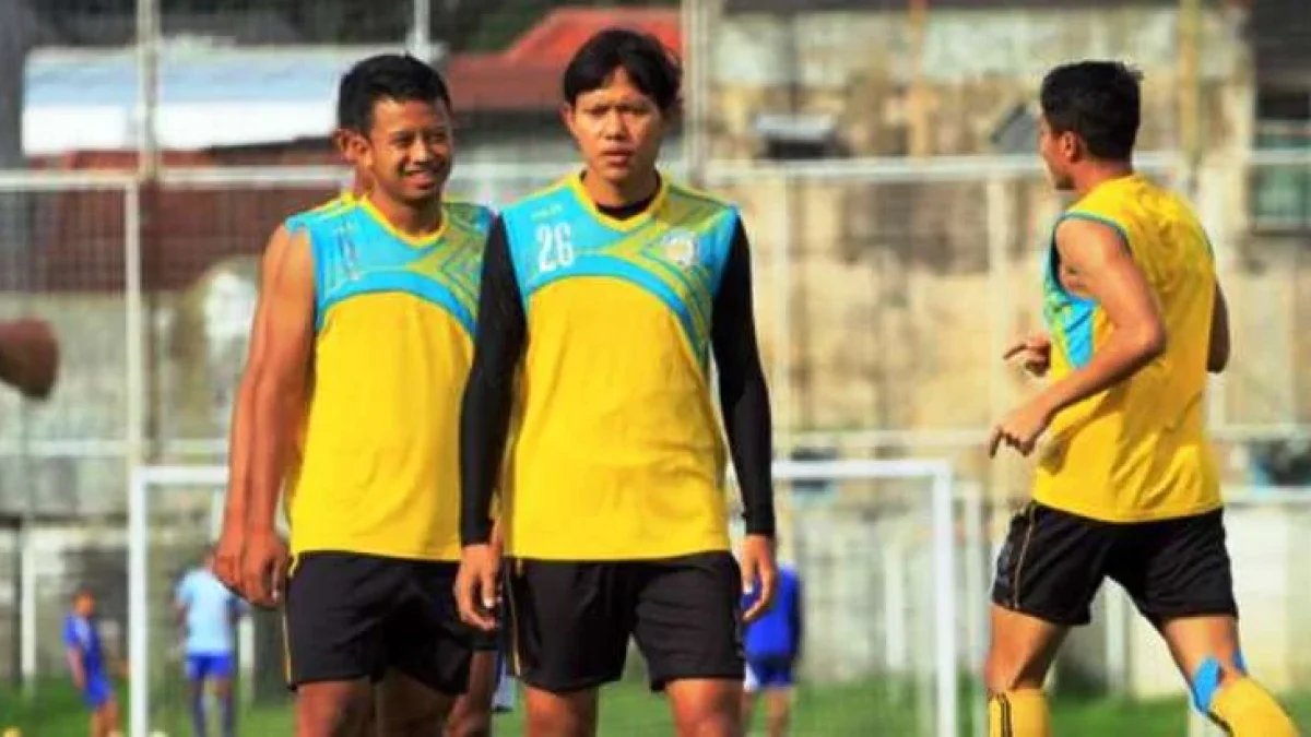 Piala Presiden 2017 : Adam Alis Merasa Grogi di Laga Perdana dan Felipe Bertoldo Bermain Tidak Memuaskan Untuk Singo Edan