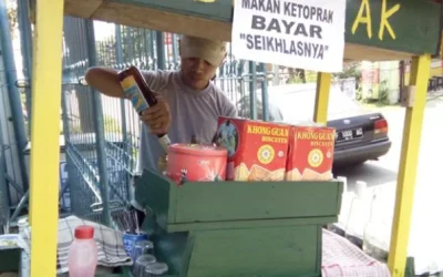 Kisah Hikmah Penjual Ketoprak: Sholat Saja Dijaga Maka Allah akan Menjaga Dagangannya