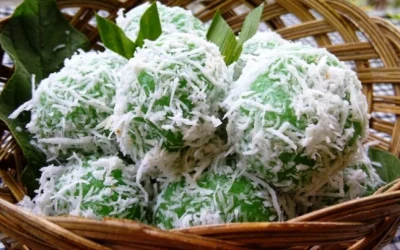 Aneka Resep Kue Basah Tradisional 2018: Cara Membuat Klepon Manis Legit Sekali