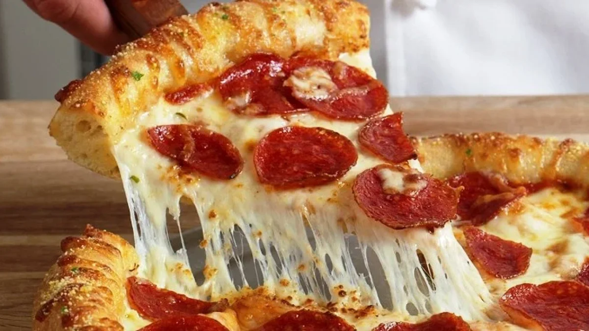 Inilah Resep dan Cara Membuat Pizza Sosis Keju Teflon Lezat Tanpa Menggunakan Oven