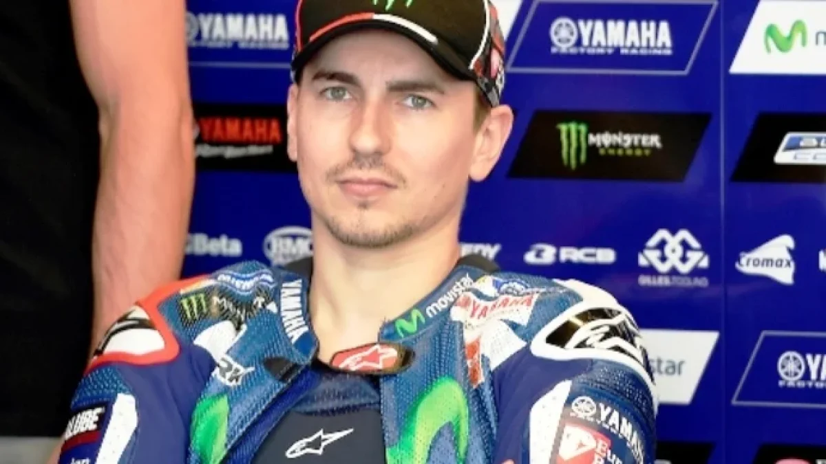 Berita MotoGP 2017 Terbaru Hari Ini: Dianggap Marquez Sudah Tak Sehebat Dulu, Inilah Tanggapan Lorenzo