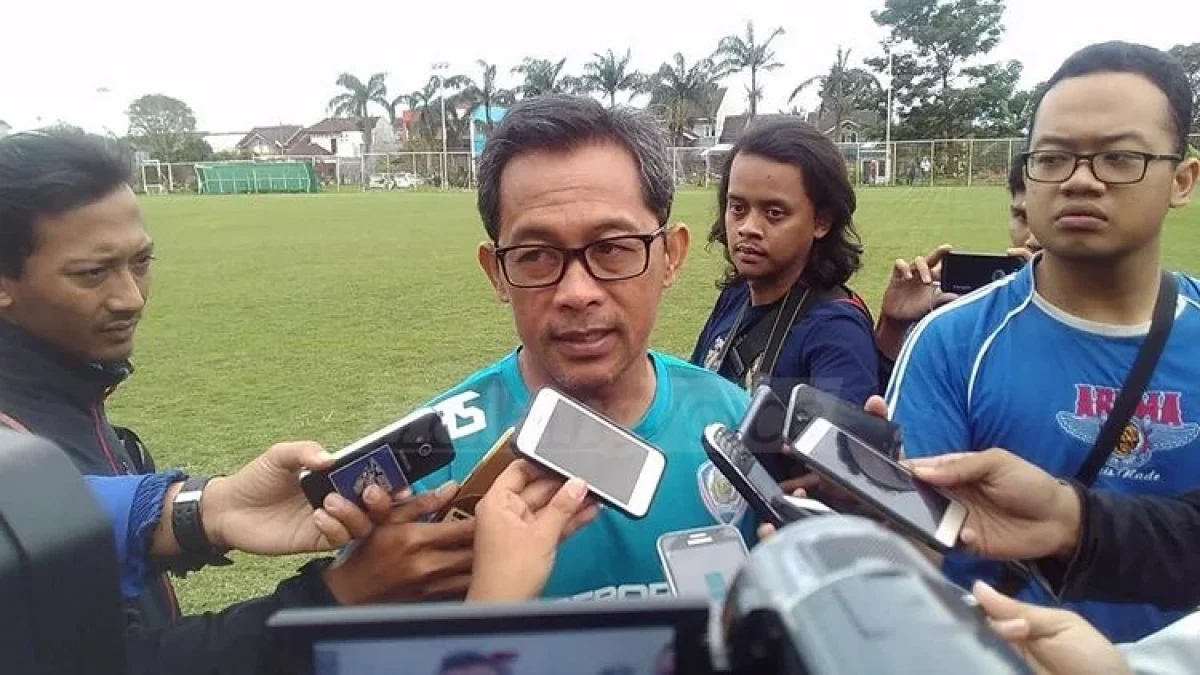Coach Aji Santoso Ternyata Belum Membicarakan Marquee Player di Tubuh Arema FC