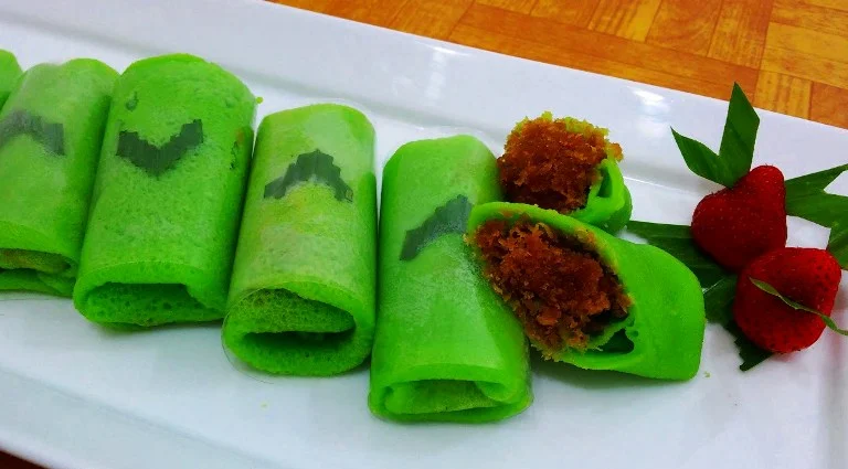 Resep dan Cara Membuat Dadar Gulung Isi Gula Kelapa Ala Jajanan Pasar Yang Mantap