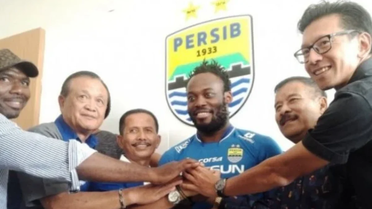 Michael Essien Resmi Berkostum Persib Bandung, Berapa Ya Gajinya Semusim ?