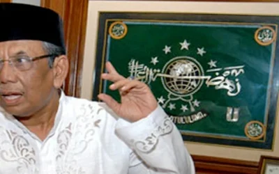 Profil dan Biografi KH. Achmad Hasyim Muzadi