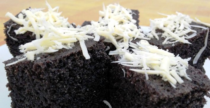 resep dan cara membuat kue bolu kukus ketan hitam