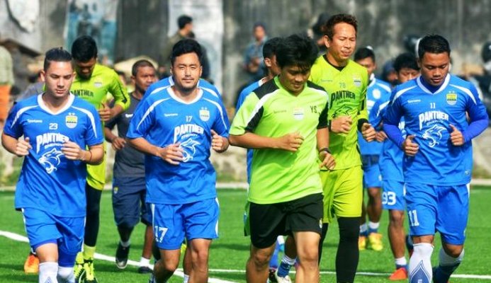 target persib bandung di liga 1 indonesia 2017