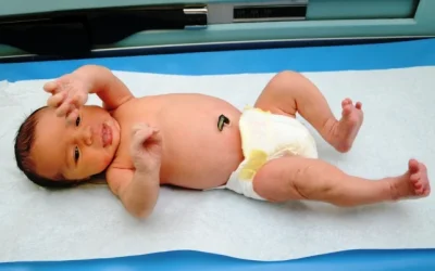 10 TOP Tips Merawat Bayi Mulai Dari Tali Pusar Hingga Gigi Anak