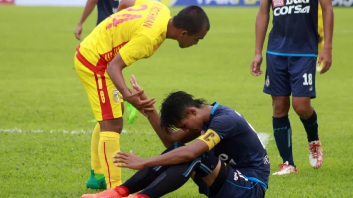 JADWAL LIGA 1 GOJEK TRAVELOKA: Prediksi Arema Fc Vs Bhayangkara, Minggu 23/4/2017 LIVE di TVOne