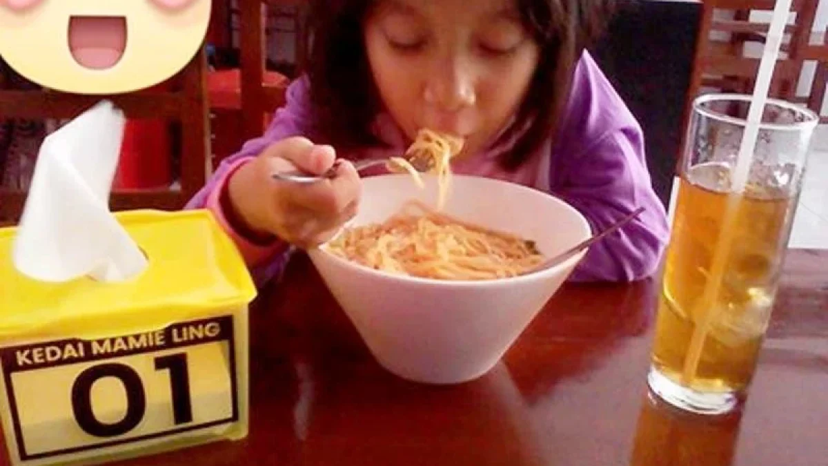 KEDAI MAMIE LING SRAGEN: Spesialis Mie Ramen Enak dengan Tingkat Kepedasan Hingga Level 5