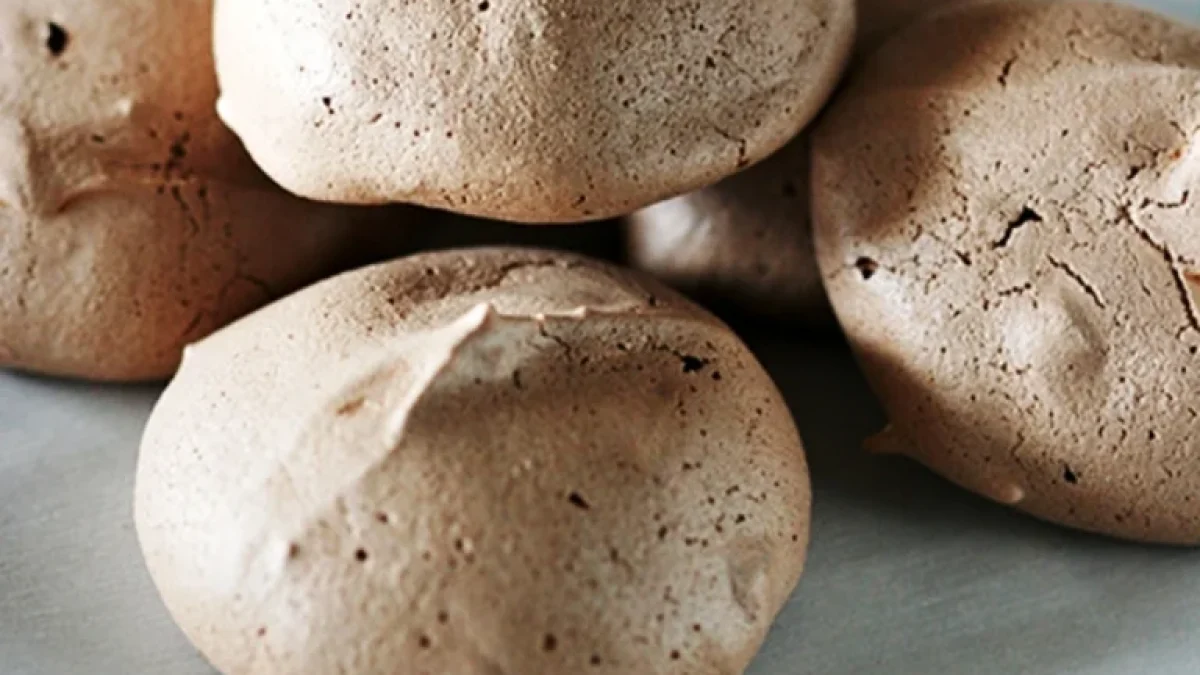 Kue Kering Terbaru 2017: Meringue Mocha-Chip, Rasakan Sensasi Ledakannya Dimulut Anda