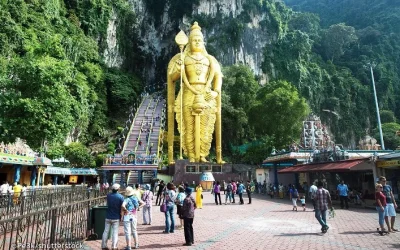 Jalan-Jalan ke Batu Caves, Wisata Religi yang Menyegarkan Pikiran