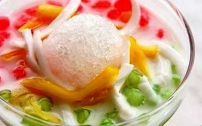 Sajian Buka Puasa, Es Teler 77 Asli Paling Spesial