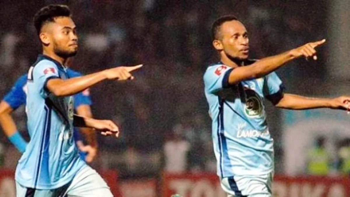 Live Score Persela Lamongan Vs Madura United FC Malam Ini, Skor Akhir 2-0 Gojek Traveloka Liga 1 2017 Pekan Ke-2 di Stadion Surajaya Lamongan (21/4/17)