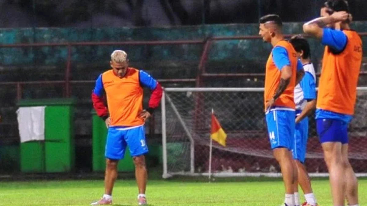 Arema FC Akan Bermain Ngotot Untuk Permalukan PSM di Mattoangin.