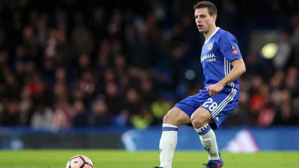 Berita Transfer Pemain Liga Spanyol 2017 Terbaru, Real Madrid Dan Barcelona Bersaing Merebutkan Bek Asal Chelsea