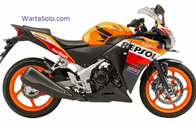 Harga Honda CBR 150R Repsol Terbaru Juni 2026, Spesifikasi Tipe Mesin 4 Langkah DOHC 150 cc