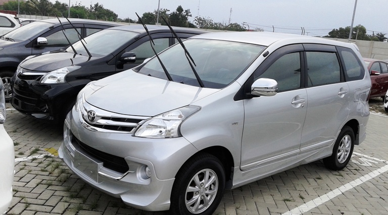 √ Harga Mobil Avanza Bekas Mulai 90 jutaan, Toyota Avanza 1.3 E M/T