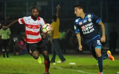 Jelang Arema Vs Mitra Kukar Liga 1 Gojek Traveloka, Aji Santoso Akan Mencadangkan Juan Pablo Pino Berikut Alasanya!