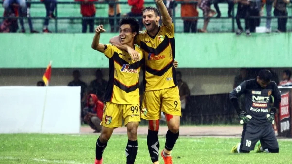 Jadwal Gojek Traveloka Liga 1 Indonesia, Prediksi Mitra Kukar Vs Persela Rabu, 3/5/2017