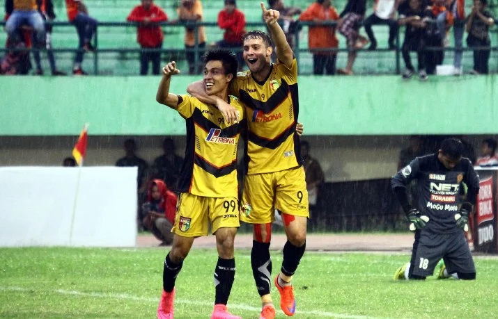 Jadwal Gojek Traveloka Liga 1 Indonesia, Prediksi Mitra Kukar Vs Persela Rabu, 3/5/2017