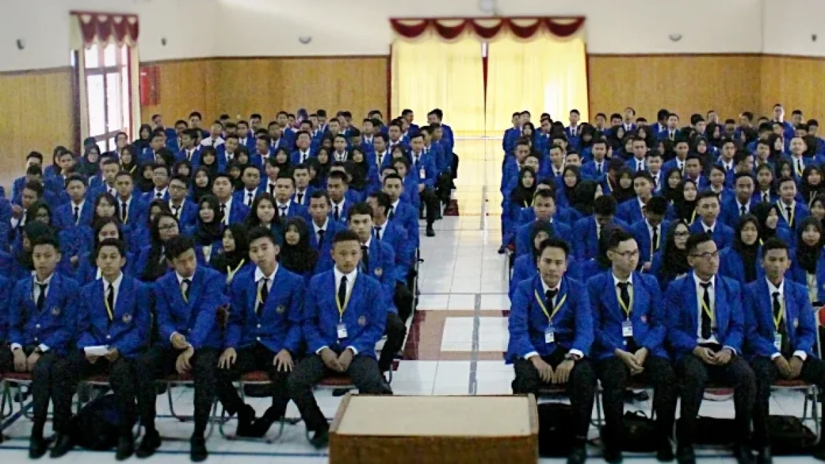 Website www.pknstan.ac.id Pengumuman Hasil Ujian Tahap 2 PKN STAN 2017 Daftar Nama yang Lulus Tes Kesehatan dan Kebugaran Cek Disini!